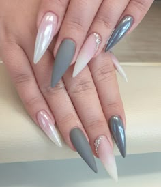 Stiletto Nails Designs Classy, Trendy Nails Stiletto, January Nail Designs, January Nail, Tapered Square Nails, Stiletto Nail Art, Diva Nails, Classy Nail Designs, January Nails