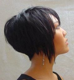 Another great bob Short Inverted Bob Haircuts, Bob Pendek, Inverted Bob Haircuts, Inverted Bob Hairstyles, Stacked Bob Hairstyles, Short Layered, Hair Affair, Best Short Haircuts, Haircut For Thick Hair