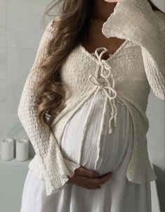 pregnancy photos | pregnancy announcement | pregnancy outfits | aesthetic pregnancy photography | maternity pictures | aesthetic pregnancy | pregnancy photos | pregnancy announcement | pregnancy outfits | aesthetic pregnancy photography | maternity pictures | aesthetic pregnancy Pregnancy Aesthetic Couple, Positive Birth Affirmations, Positive Birth, Pregnancy Belly Photos, Cute Pregnancy Pictures, Wendy Darling, Pregnancy Ideas, Pregnancy Goals, Birth Affirmations