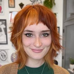 Edgy Shag Haircut Fine Hair, Two Tone Hair Short, Color Block Short Hair, Hair Cuts Medium Length With Bangs, Auburn Haircut, Terracotta Hair Color, Short Copper Hair With Bangs, Copper Shag, Styles For Medium Length Hair