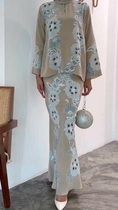 Akashi Design, Kurung Moden, Stylish Wedding Dresses, Batik Fashion, Design 2023, Modesty Fashion