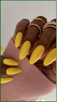 Most February Nails Ideas 2024 Long Oval Nails, February Nails Ideas, Trendy Nail Designs, Simple Spring Nails, Nail Board, Nails Sparkle, Nail Color Trends, February Nails, Nails Trends