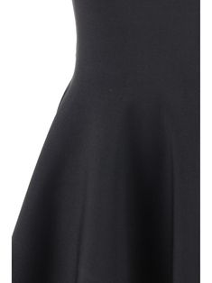 Mini Dress Alexander Mcqueen Women, Alexander Mcqueen Dresses, Barbour Steve Mcqueen, Monochrome Pattern, Skirt Zipper, Yoga Wear, Full Skirt, Dress Codes, Mini Black Dress