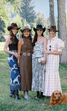 Western Wedding Guest Outfit, Womens Cocktail Attire, Western Chic Outfits, Texas Chic, Cowboy Chic, Country Style Outfits, Looks Country, Country Chic Wedding, Western Style Outfits