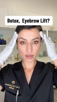 Reposting this since a lot of you are asking 🤓 For HoodedEyes this technique is the best! That said Botox brow lift may not be the best… | Instagram Botox Face Lift, Brow Lift Botox Eyebrows, Lift Aesthetics, Botox Brow Lift, Droopy Eyelids, Face Lift Surgery, Reflux Diet, Botox Face