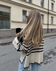 Skandinavian Fashion, Blonde Hair Inspiration, Looks Street Style, Haircuts For Long Hair, Dream Hair, Autumn Outfit, Looks Style, Hair Looks