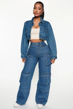 Cropped Denim Jacket Outfit, Mode Adidas, Looks Hip Hop, Effortlessly Chic Outfits, Fashion Nova Models, Looks Black, Easy Trendy Outfits