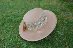 Cordobes Hat Embroidered Ribbon Boater Hat Wide Brim Hat - Etsy Albania Elegant Handmade Hat Bands For Country Events, Elegant Handmade Brown Hat, Elegant Handmade Rodeo Hat, Elegant Handmade Hat Bands For Rodeo, Elegant Flat Brim Felt Hat For Festival, Elegant Handmade Brimmed Hat, Elegant Curved Brim Straw Hat For Festival, Elegant Flat Brim Hat For Festivals, Handmade Flat Brim Boater Hat For Kentucky Derby