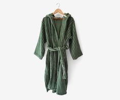 Plush Terry Robe Women's Bath Robe, Bath Robe Aesthetic, Robes Aesthetic, Bathrobe Aesthetic, Cute Robes, Terrycloth Robe, Alpaca Slippers, Bathroom Dark, Terry Cloth Robe