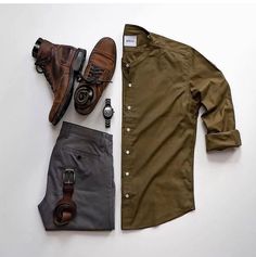 Mens Outfits Dressy, Outfit Old Money, Outfit Male, Adaptive Design, Classy Outfits Men, College Outfit, Mens Casual Outfits Summer, Men Fashion Casual Shirts, Desert Boot