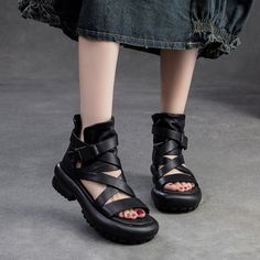 Gender: Women Type: Sandals Main Materials: Cowhide Insole: PU Sole: Rubber Type of Closure: Buckle Style: Daily. Casual. Retro Season: Summer Heel Height: Medium (5 cm) Cross Belt, Summer Heels, Thick Heel, Women Sandals, Thick Heels, High Top Shoes, Top Shoes, Black Sandals, Season Summer