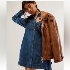 Free People Denim Find Me Now Mini Dress Textured Button Front Blue New Without Tags * Size: Small Retail Price $148 Cotton 46" Around Bust 33" Long Button Front Dress, Free People Denim, Me Now, Free People Dresses, Free People Dress, Stylish Sneakers, Free People, Blue Color, Size Small