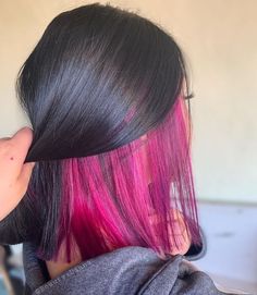 Hairstyles For Black Women Colored Hair, Hair Color Ideas For Underneath, Peekaboo Hot Pink Hair, Pink And Black Peekaboo Hair, Hot Pink Underdye Hair, Magenta Hair Peekaboo, Hair Styles For Short Hair For Prom, Pika Boo Hair Color Ideas