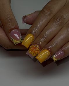 short, crispy nails have kinda been the vibe lately 🤭 bad n boujee, 045, 048, 058, 151 x @vbeautypure #orangenails #yellownails #airbrushnails #airbrush #auranails #3dgel #3dnailart #3dnails #3dflowers #acrylicflowers #zebraprint #animalprint #blacknailtech #frenchnails #frenchtipnails #shortsqueeze #shortnails #blacknails #taperedsquarenails #nailart #nailartist #handpaintednailart #tampanails #tampanailtech #813nails #813nailtech #clearwaternails #stpetenails #newportricheynails #vbeaut... Gel Nails Shape, Tapered Square Nails, Painted Nail Art, Long Acrylic, Yellow Nails, Orange Nails, French Tip Nails