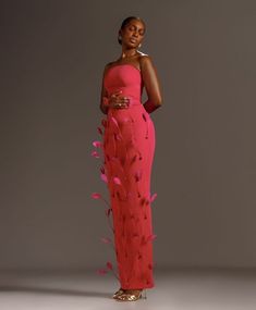 If you need a dress for that dinner, red carpet event or even Owambe then this is the perfect dress. It is simple yet stands out in its own unique way.   If you want this, just send us a DM using the link below to make consultations. Dinner Dress Poses, Pink Gown Aesthetic, Modest Dinner Dress, Dinner Gowns Classy Style, Fancy Photoshoot, Dinner Gowns Classy, Classy Wedding Guest Outfit, 30th Birthday Dresses, Aso Ebi Lace Styles