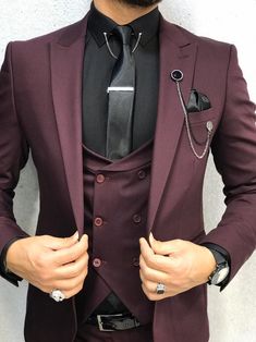 Gatlinburg Weddings, Maroon Suit, Terno Slim, Costume Africain, Black Suit Men, Slim Fit Suit Men, Suits Men Business, Costume Noir, Dress Suits For Men