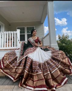 #fashion #lehenga Navratri Dress Lehenga Choli, Fashion Lehenga, Navratri Outfits, Dress Lehenga, Simple Lehenga, Navratri Dress, Lehenga Designs Simple, Traditional Blouse Designs, Indian Bride Outfits