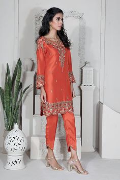 Brigid | Pakistani Designer Outfit | Sarosh Salman Pink Mehndi Outfit, Latest Anarkali Designs, Indian Party Wear Dresses, Pakistani Party Wear Dresses, Ladies Fancy Dress, Pakistani Formal Dresses, Luxury Pret, Dresses Fancy, Party Wear Dress