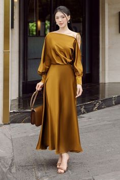 Silk Gown Styles, Satin Gown With Sleeves, Satin Dresses With Sleeves, Elegant Brown Dress, Satin Gown Designs, Satin Drape Dress, Silk Dresses Outfit, Elegant Silk Dresses, Long Sleeve Satin Dress