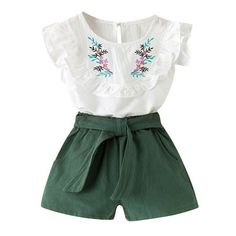 Size: 100 Recommended Age: 2-3 Years Bust: 64cm/25.20'' Tops Length: 34cm/13.38'' Shorts Length: 22cm/8.66'' Size: 110 Recommended Age: 3-4 Years Bust: 66cm/25.98'' Tops Length: 37cm/14.57'' Shorts Length: 23cm/9.16" Size: 120 Recommended Age: 4-5 Years Bust: 68cm/26.77'' Tops Length: 40cm/15.74'' Shorts Length: 25cm/9.84" Size: 130 Recommended Age: 5-6 Years Bust: 70cm/27.56'' Tops Length: 42cm/16.53'' Shorts Length: 26cm/10.23" Size: 140 Recommended Age: 6-7 Years Bust: 72cm/28.35'' Tops Lengt Girl Cardigan Outfit, Girls Jeans Outfit, Cute Fashion Outfits, Floral Pants Outfit, Floral Outfit Summer, Toddler Boy Summer, Embroidery T Shirt