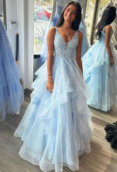 Designed Dresses, Prom Dress With Lace, Ruffles Skirt, Prom Dress Inspo, Tulle Balls, Princess Prom Dresses, Long Formal Dress, Stunning Prom Dresses, Tulle Ball Gown