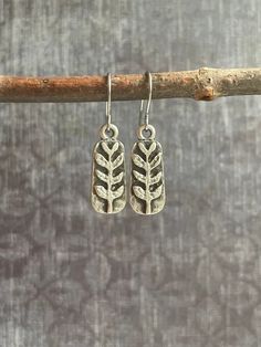 Nickel-free Nature-inspired Silver Earrings, Nature-inspired Nickel-free Silver Earrings, Silver Nickel-free Nature-inspired Earrings, Silver Nature-inspired Nickel-free Earrings, Nature-inspired Hypoallergenic Dangle Earrings, Nature-inspired Dangle Earrings For Everyday Wear, Everyday Bohemian Nickel Free Earrings, Everyday Bohemian Nickel-free Earrings, Everyday Nature-inspired Dangle Earrings