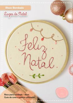 a cross stitch pattern with the words feliz nabla written in spanish