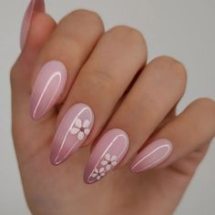 Daily Charm: Over 70 Designs for Perfect Pink Nails ★ Pink Ombre Nails with Flowers Pink Ombre Nails, Nail Art Ombre, Pink Nail Designs, Elegant Nails, Floral Nails