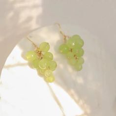 1950s Accessories, Grape Earrings, Orchid Earrings, Weird Jewelry, Quirky Earrings, Indie Jewelry, Funky Earrings, Funky Jewelry, Jairzinho