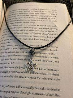 Grunge Necklace, Hippie Grunge, Grunge Jewelry, Looks Pinterest, Necklace Star, Jewelry Accessories Ideas, Hippie Necklace, Dope Jewelry, Downtown Girl