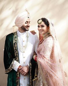 Sikh Wedding Dress, Sikh Couple, Sikh Wedding Photography, Anand Karaj, Indian Wedding Poses, Wedding Dresses Men Indian, Groom Photoshoot