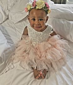 Baby pictures, Easter dress Easter Dress, Baby Pictures, Flower Girl, Flower Girl Dresses, Girls Dresses, Easter, Wedding Dress, Flowers