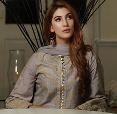 Asian Fits, Pakistani Casual Wear, Body Hot, Pakistani Celebrities, Kurti Designs Latest, Kurti Neck, Kurti Neck Designs, Pakistani Dress