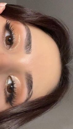 Prom Eye Makeup, Soft Makeup Looks, Cute Eye Makeup, Graduation Makeup, Eye Makeup Pictures, Smink Inspiration, Pinterest Makeup, Dope Makeup, Makeup Eye Looks