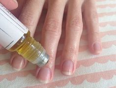 Oil For Nails, Almond Oil Uses, Best Cuticle Oil, Nail Strengthening, Nail Care Diy, Nail Serum, Castor Oil Benefits, Weak Nails, Acne Oil