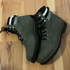 Dark Green Super Comfy Nwt Green Lace-up Casual Boots, Green Casual Lace-up Boots, Casual Green Lace-up Boots, Casual Green Boots With Lug Sole, Casual Green Walking Boots, Casual Green Boots For Outdoor Activities, Dark Green Boots, Brown Dress Boots, Womens Wedge Boots