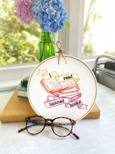 I Read Banned Books Stitched Embroidery Hoop Art Feminist Decor, Book Lovers Gifts Diy, Bookish Crafts, Books Embroidery, I Read Banned Books, Bookish Decor, Read Banned Books