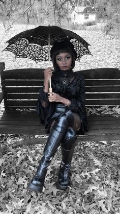 Goth Black Women, Gothic Black Women, Victorian Gothic Fashion, Poc Goth, Goth Corsets, Black Goth Girl, Black Alt, Afro Goth, Toxic Vision