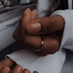 Classy and Chic: Beautiful Nude Nail Ideas for Dark Skin Short Acrylic Nails For Black Skin, Solid Powder Nails, Nails For Typing Jobs, Gel Builder Nails Natural, Neutral Nails On Black Women, Feminine Nails Classy Chic, Gel Mani Short Nails Fall, Neutral Nails Black Women, Natural Nails Black Women