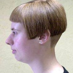 Ugly Hair Cuts, Girls Short Haircuts, Bad Haircut, Girl Haircut, Girl Haircuts, Short Bob Haircuts, Girl Short Hair, Bob Haircut