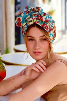 Women's turban with metal stem - Flowers – Indira de paris Chemo Turbans, France Country, Turban Headbands, Head Accessories, Turbans, Dress Pant, Kuwait, Bosnia And Herzegovina, African Fashion