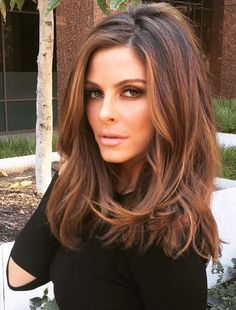 Like the cut – New Haircut Styles Edgy Boho, Women Over 50, Brown Hair Colors, Great Hair, Ombre Hair, Gorgeous Hair, Balayage Hair, Hair Day, Hair Highlights