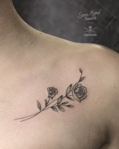 Simple Roses Tattoo Flower Tattoos Realistic, Roses Tattoo Simple, Rose Tattoos On Collar Bone, Rose Tattoo On Bicep, Women Rose Tattoo, Rose Tattoo With Stem, Simple Rose Tattoo Collar Bone, Rose Clavicle Tattoo