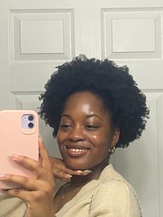 #naturalhairstyles #4chair #4chairstyles Coily Afro, Afro Hair Inspiration, Afro Puff Hairstyles, Manifestation Aesthetic, Big Afro, Afro Puff, Tight Curls