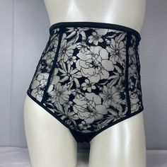 High Waisted Lace And Mesh Cheeky Panty By Victoria’s Secret. Side Zip, Embroidered Floral Pattern On Lace And Trim Detail To Accentuate The Back Side. Retails For $49.50. New With Tags. Multiple Sizes Available Ship Daily Except Weekends V02143012 Black High Waist, Trim Detail, Dressmaking, Floral Lace, Women's Intimates, Side Zip, Victoria’s Secret, Floral Pattern, High Waist