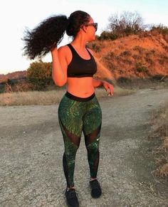 pinterest: @chamiskebeard Slim Thick Body Reference, Thick Body Reference, Working Out Outfits, Body Motivation, Flexing, Body Reference, Body Inspiration, Fit Body