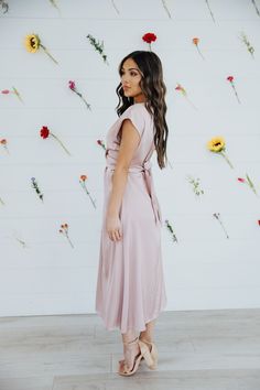 Details: Midi length dress, with knot tie detail, crew neckline and cap sleeves. Fabric Content: 100% Polyester Skirts For Spring, Knot Tie, Modest Skirts, Spring Skirts, April 2024, Tie Knots, Midi Length Dress, New Arrival Dress, Top Sales