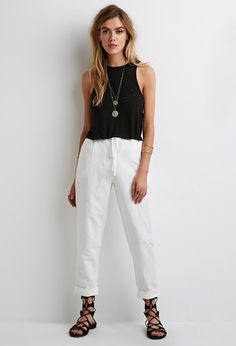 Rock a pair of linen pants to work. Outfits Hot Weather, Singapore Style, Outfits Hot, Working Outfit, Short Nails Gel, Ladies Outfits, Wardrobe Clothing, Fall Fashion Skirts