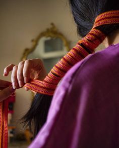 Kardoune Algérie, hair, traditions Countryside Girl, Arab Dresses, Sweet Aesthetic, Straightening Hair, Ulzzang Hair, Moroccan Aesthetic, Curated Outfit, Color Palette Challenge, Arab Culture