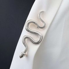 This Unique Piece Is A Wonderful Addition To Your Wardrobe And Your Style; Sure To Get Lots Of Compliments! Great For Halloween Or Anytime! Grwmhr00t00mqql Snake Brooch, Silver Jewellry, Serpent Snake, Snake Art, Its A Mans World, Snake Jewelry, Brooch Pin, Your Style, Brooches